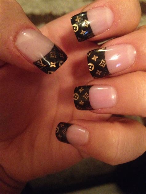 Louis Vuitton style nails